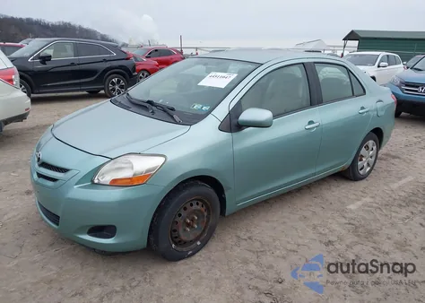2007 Toyota Yaris из США, поврежденный, VIN JTDBT923771064682
